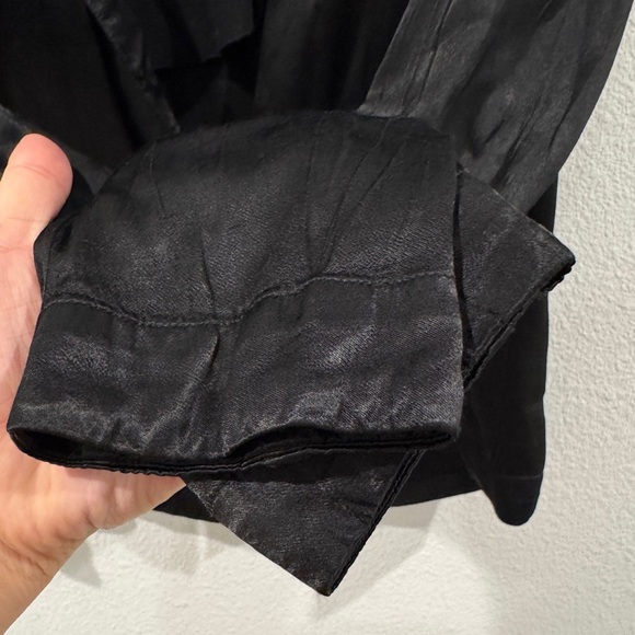 Raquel Allegra Black Satin Single Button Closure Fold Over Pocket Blazer Size 0 - Picture 7 of 15